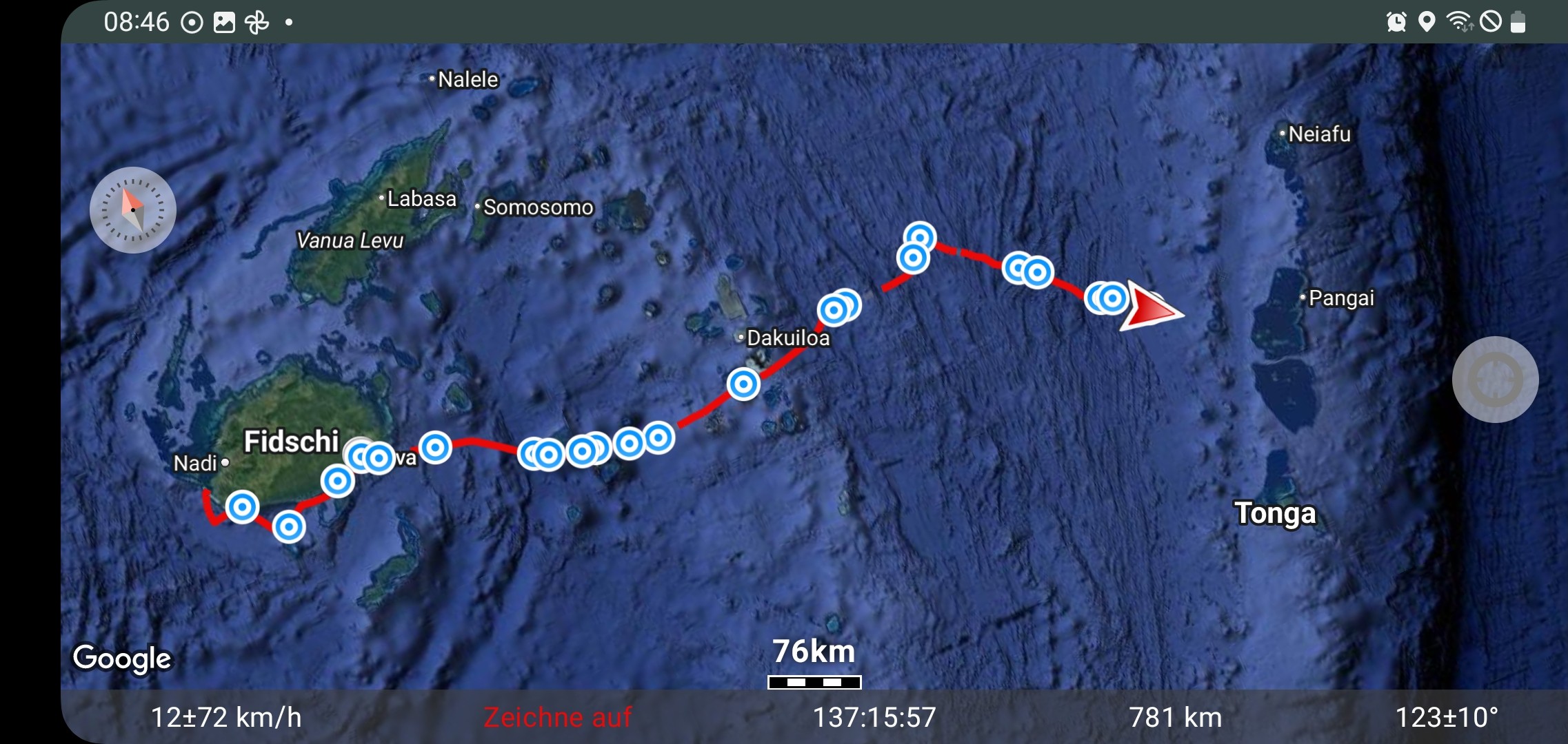 Nur noch 65 Meilen bis Pangai, Tonga (Sepp)